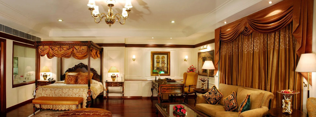 The Palms Town & Country Club - Resort
