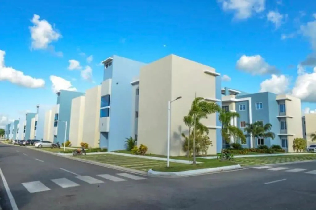 Amazing apartment in thecity 30mins from the beach