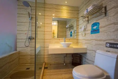 7Days Inn Shanghai Changshou Road Metro Station Yaxin Life Square
