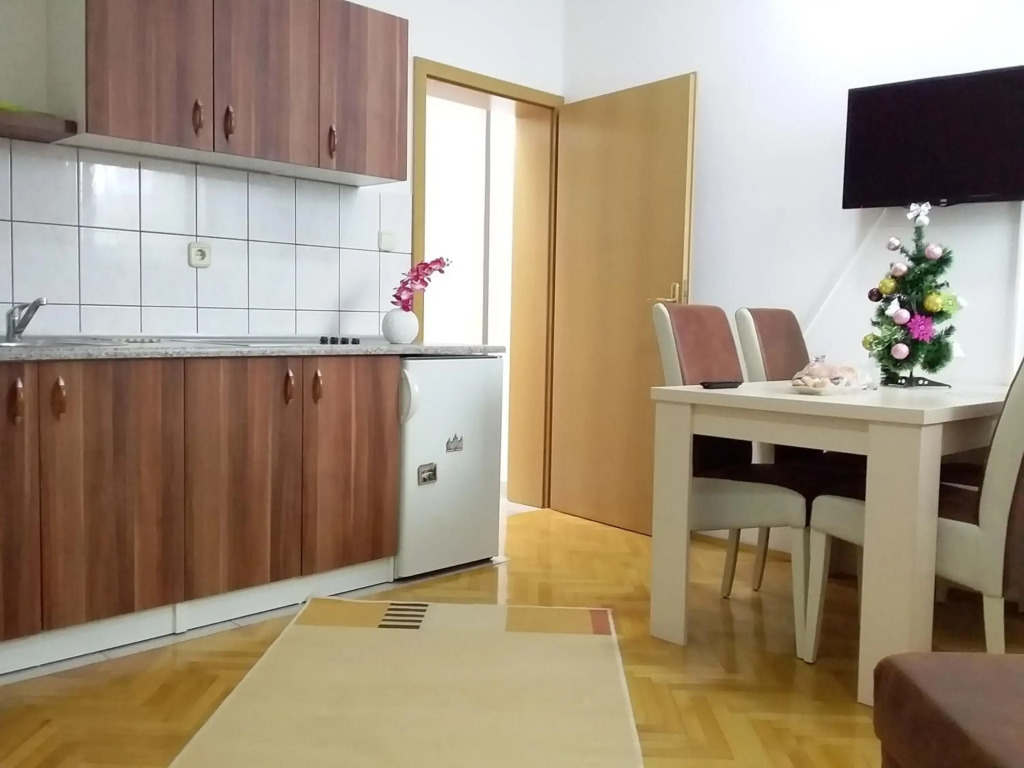 Apartment VILLA MERCI