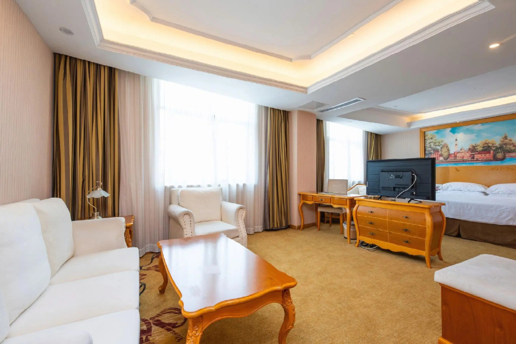 Yinjiang International Hotel (Gaochun Old Street)