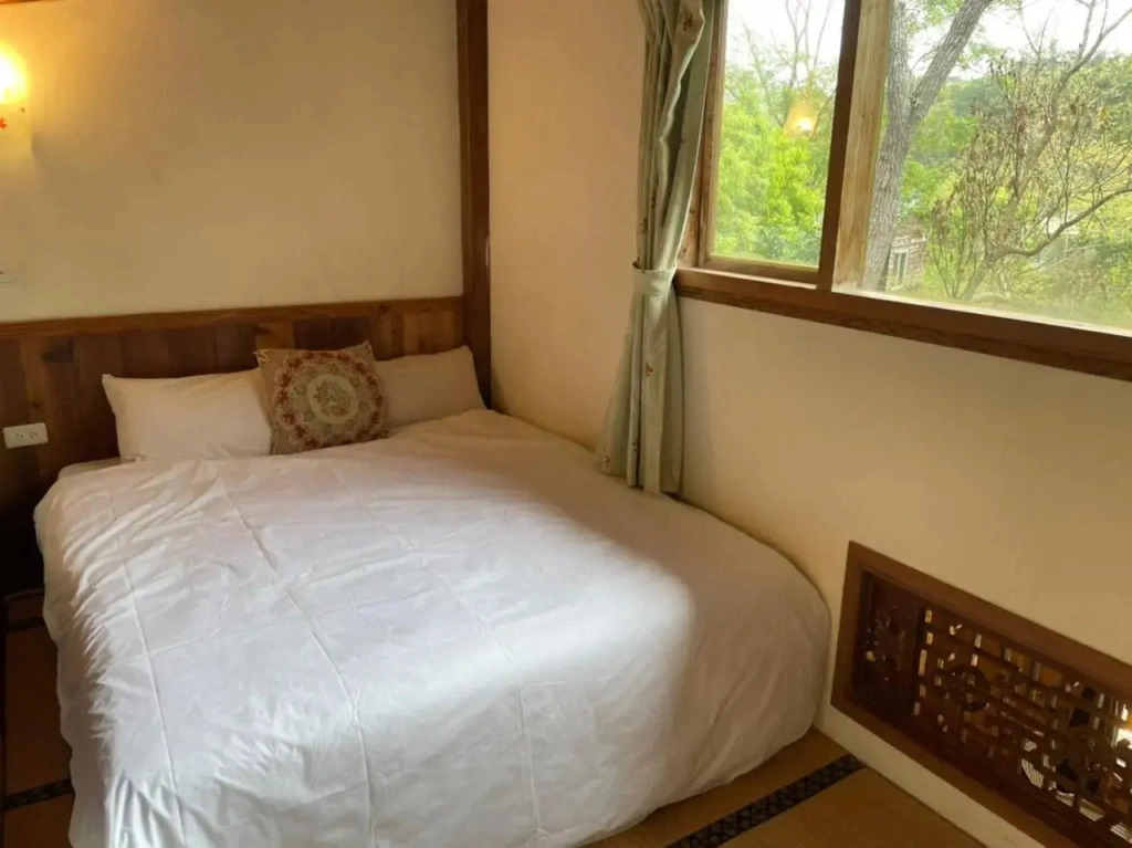 Love face B&B