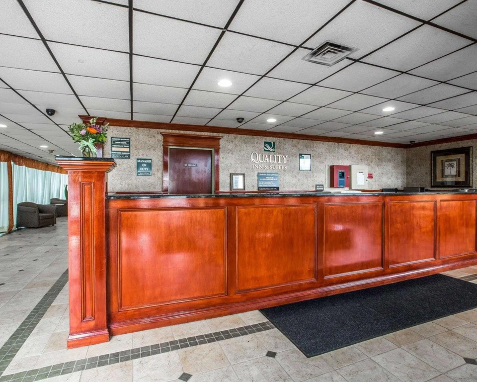 Quality Inn & Suites