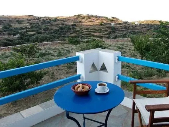 Smaragda Rooms & Studios