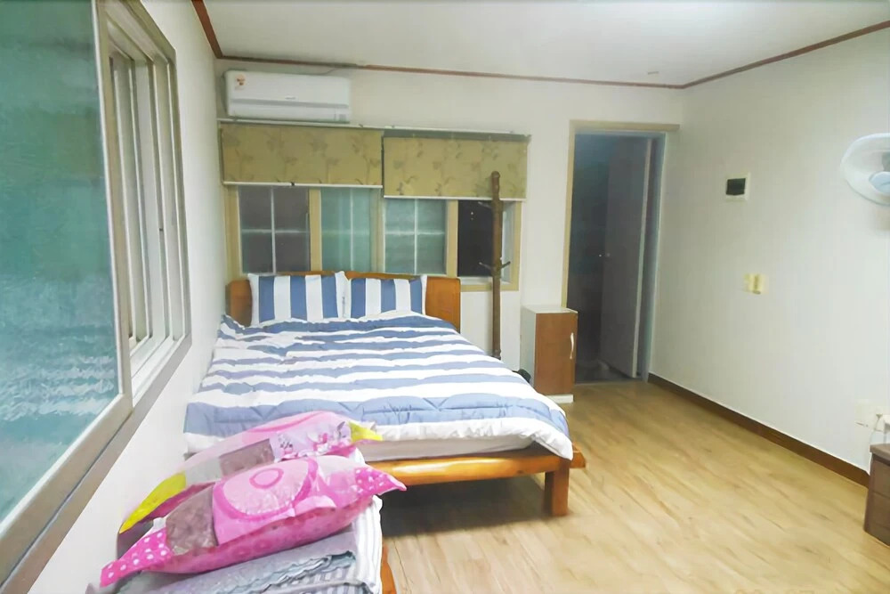 Geoje Haejo Noeul Pension