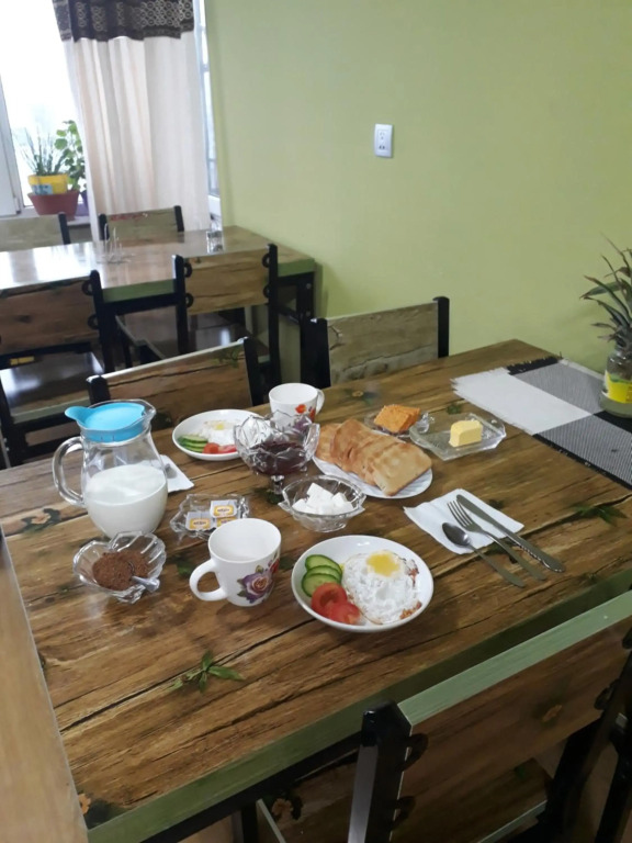 LG53 Tour & Hostel