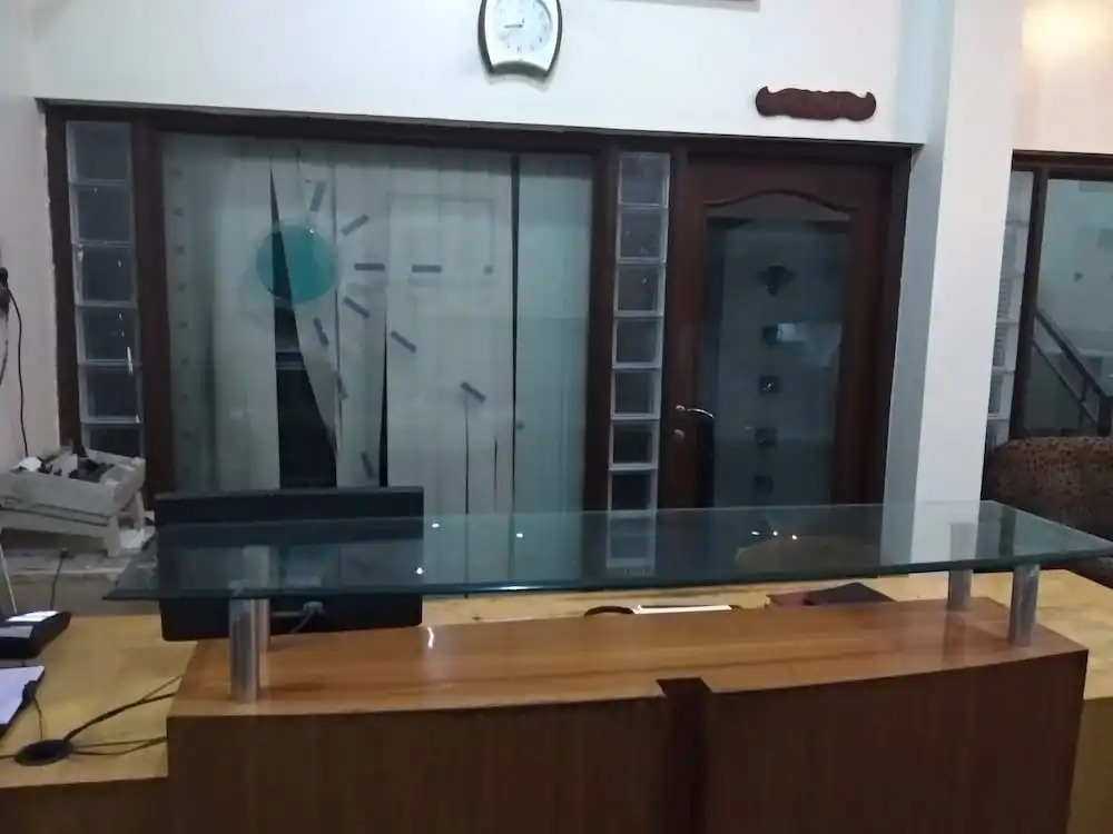 JK Rooms 122 Shaheen Lodging & Boarding