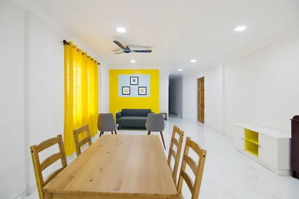 Rajamandiram by OYO Rooms
