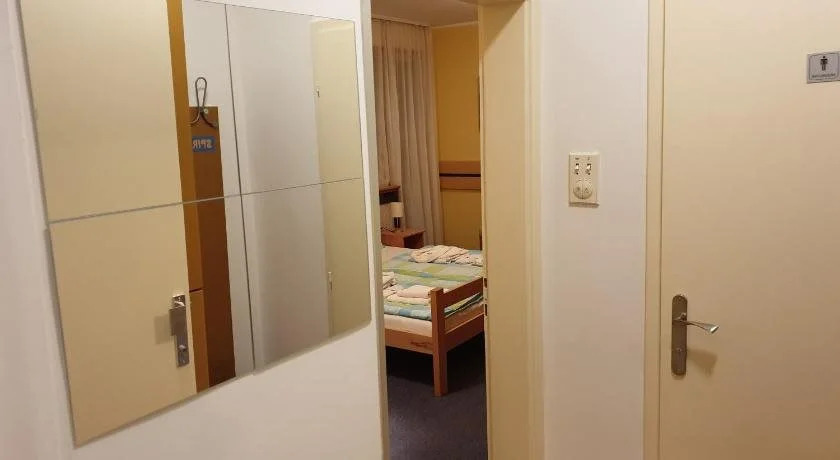 Spirit Hostel and Apartments