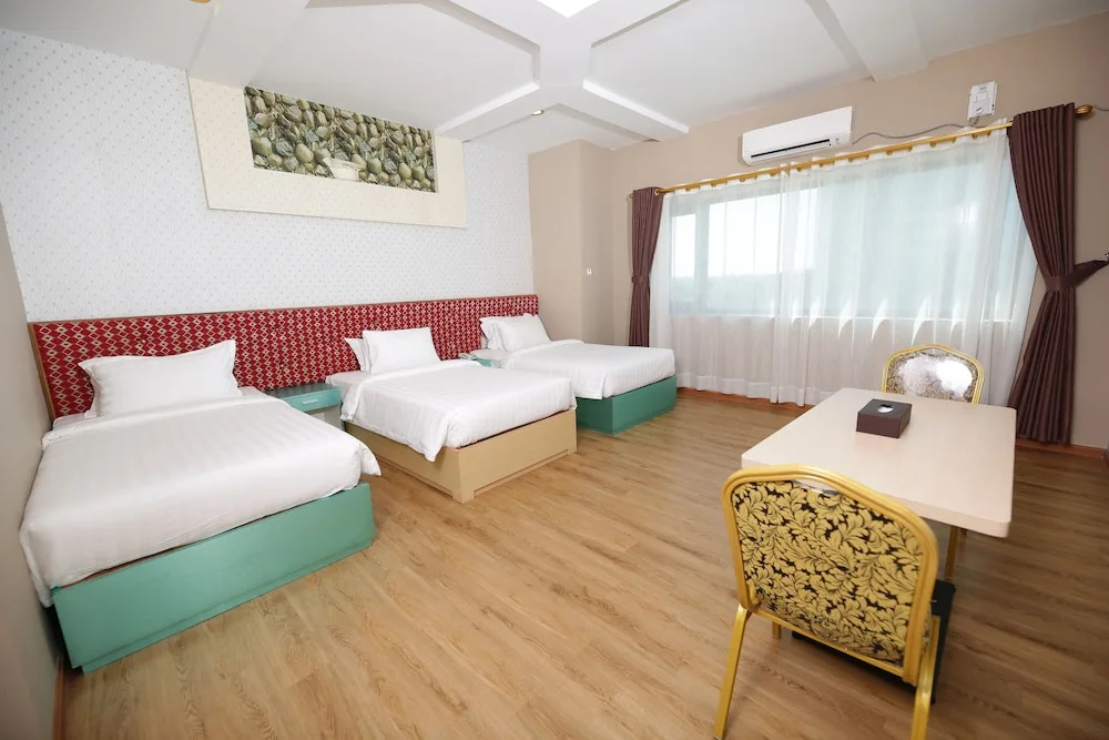 H Plus Hotel Yangon