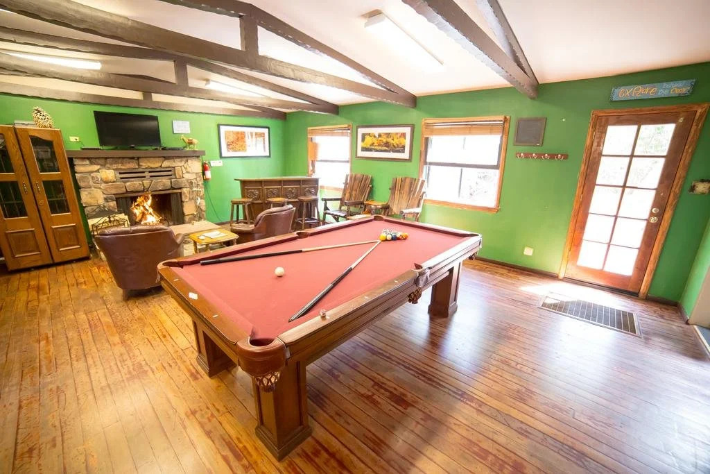 ITH Big Bear Lake Hostel & Lodge