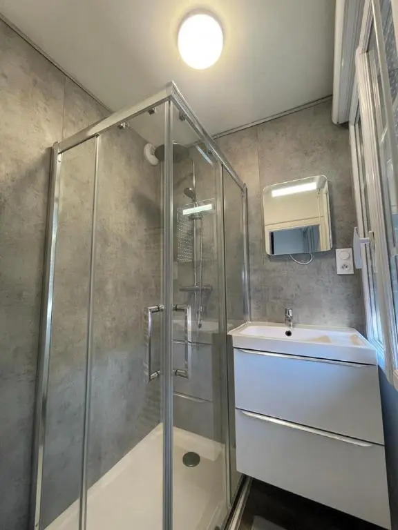 Lescale Niortaise - Centre-ville - 10mn Gare - WIFI - Netflix