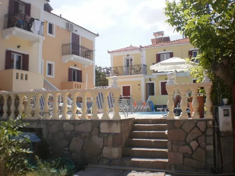 Stella Apartments