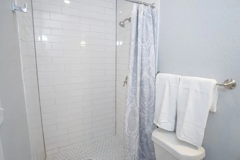 Impressive Cozy Historic 3BR Apt 101 Near Downtown