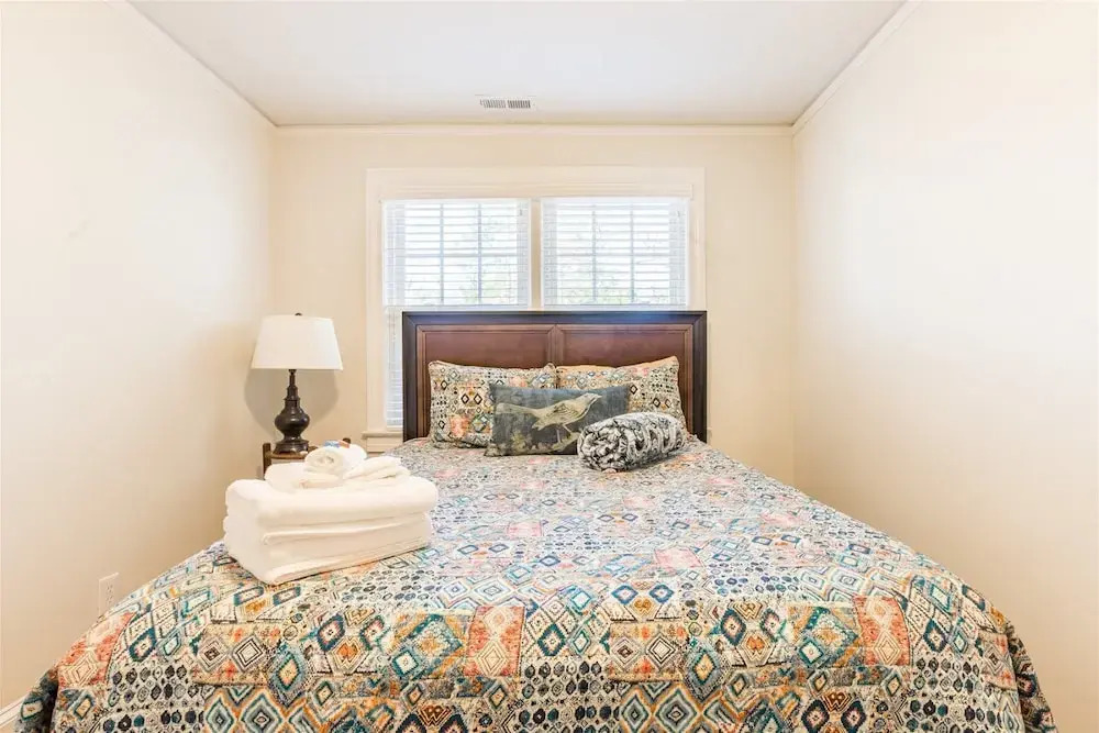 Randall St, 204