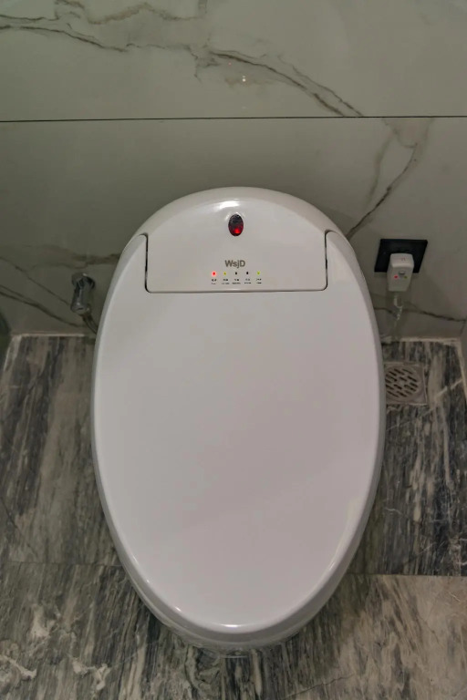 Rezen Hotel Wansheng International