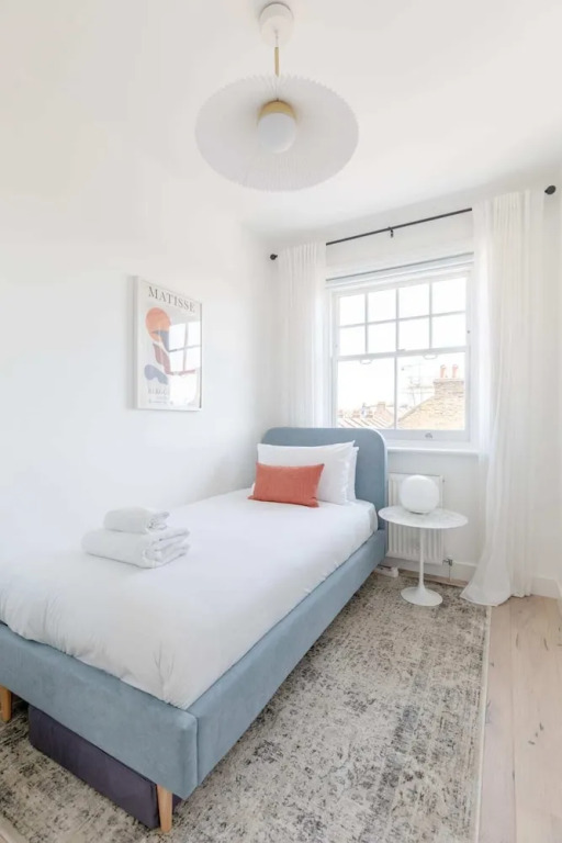 Sleek Scandi-inspired 2BD Flat, Fulham