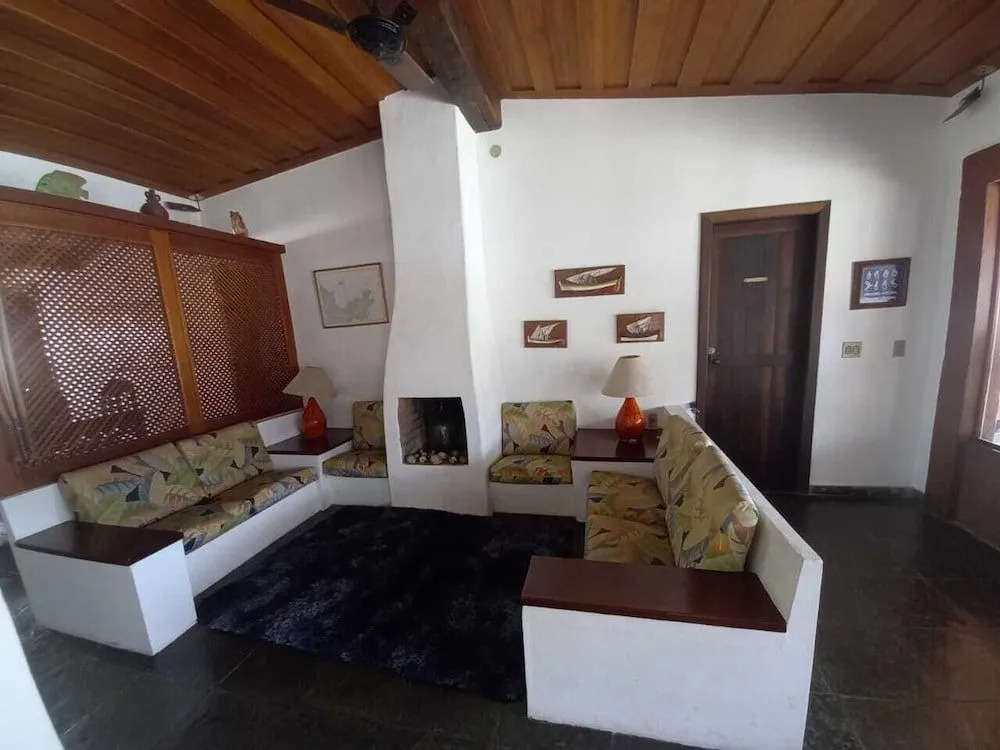 Marujos Suites