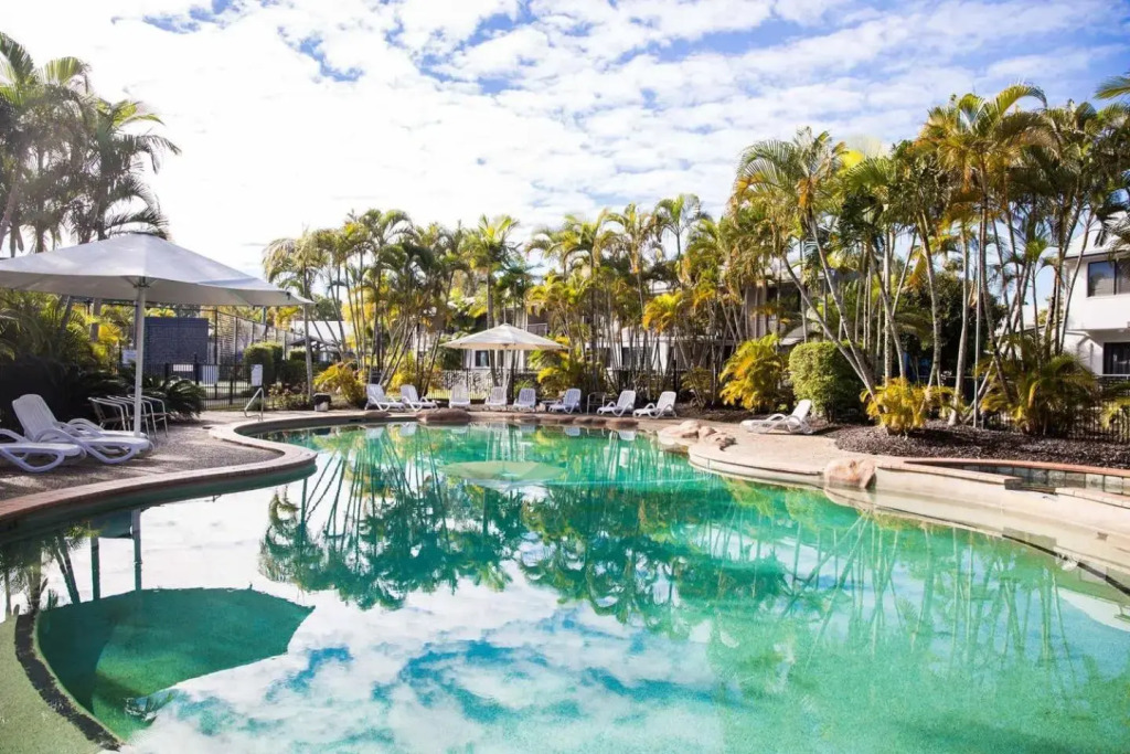 Tropical Getaway in 2 Bedroom Unit in 4 star Resort