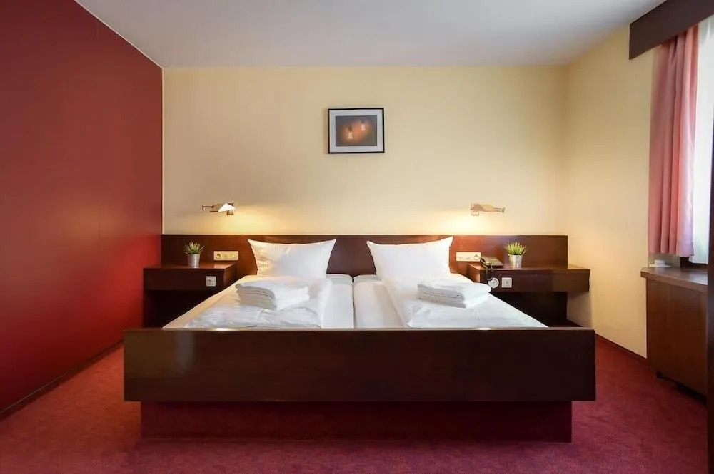 KONTAKTLOS Hotel Am Kappelberg KONTAKTLOS