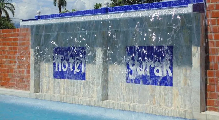Hotel Yurak