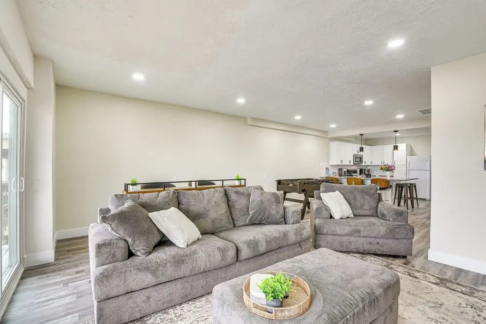 7 Mi to Kemah Boardwalk: Waterfront Houston Condo