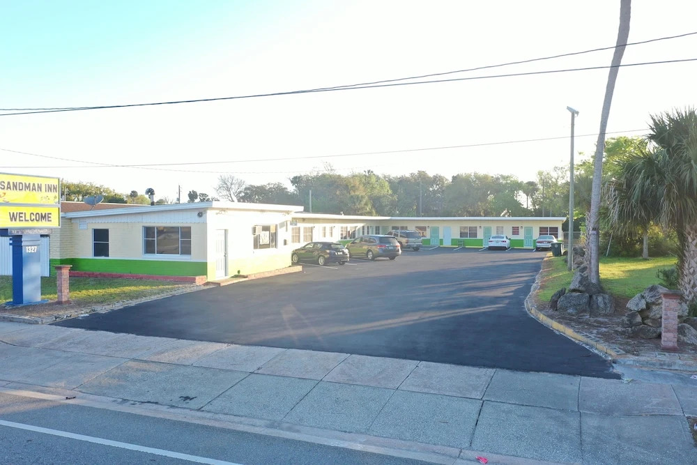 Sandman Inn Motel