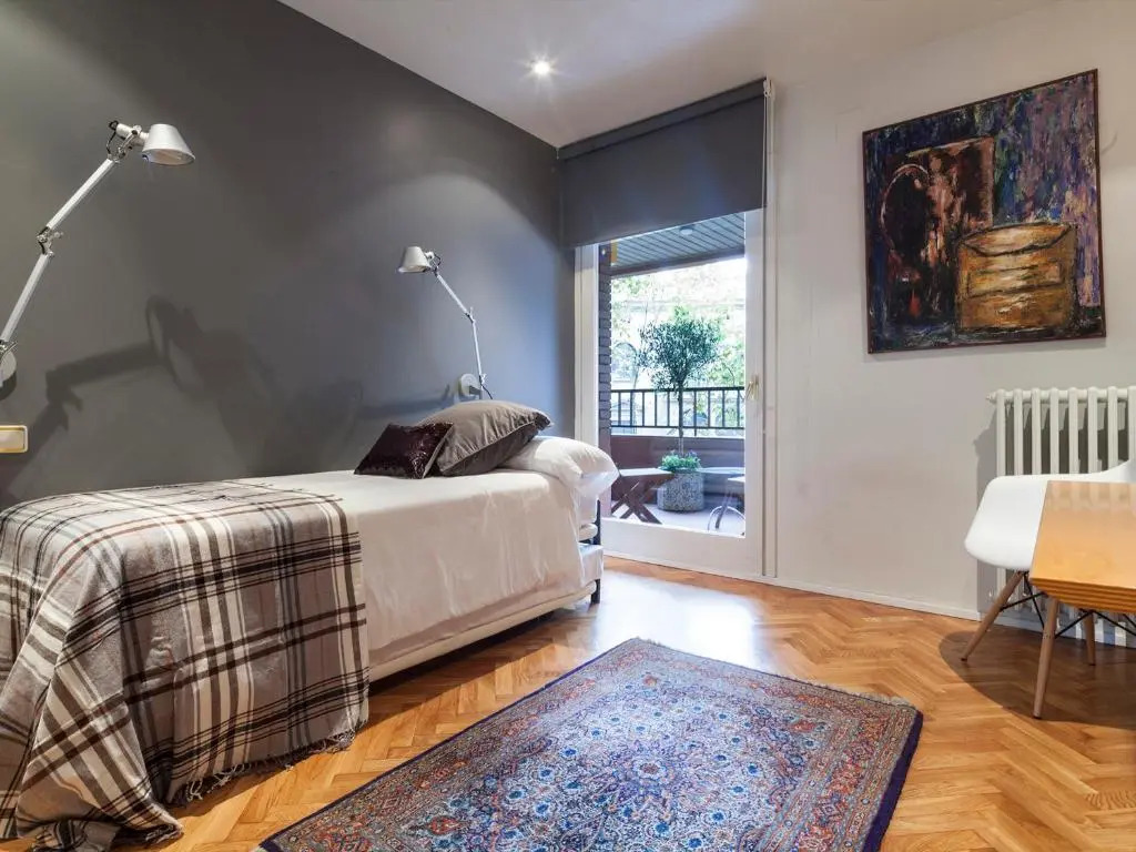 Apartment Barcelona Rentals - Classic Bonanova Apartment
