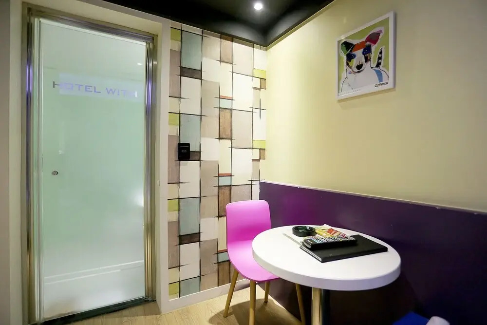 K-Grand Hostel Sinchon
