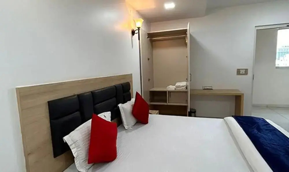 FabHotel Prime Anika Suites