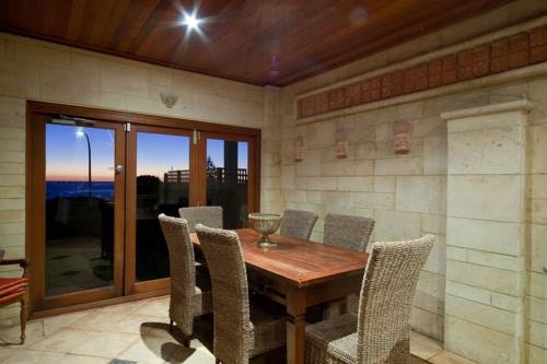 Beach Manor Bed and Breakfast Perth