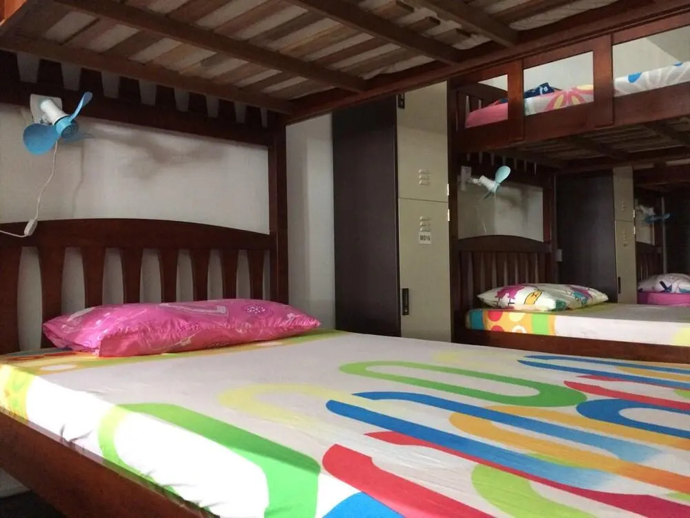 1981 Guest House
