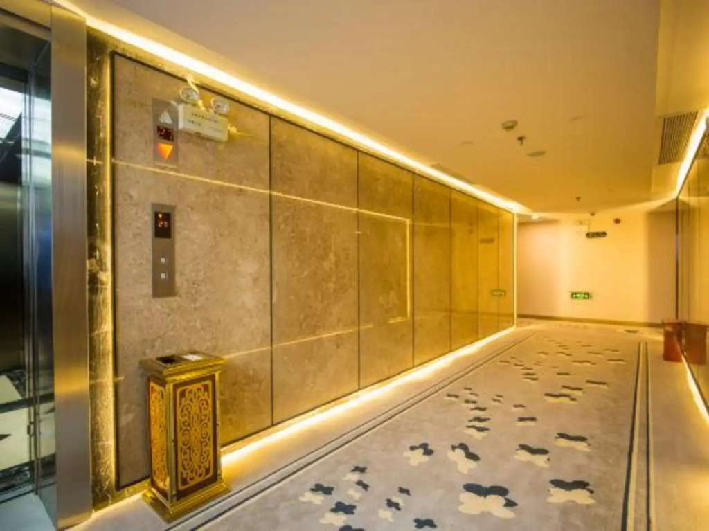 Tiangong International Hotel