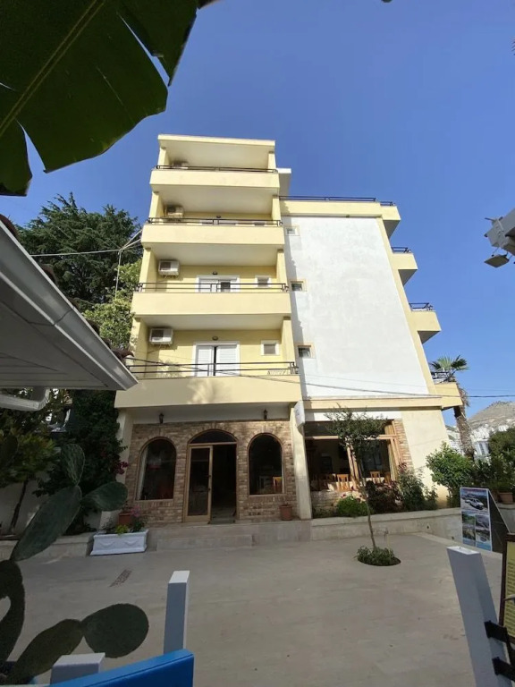 Hotel Real