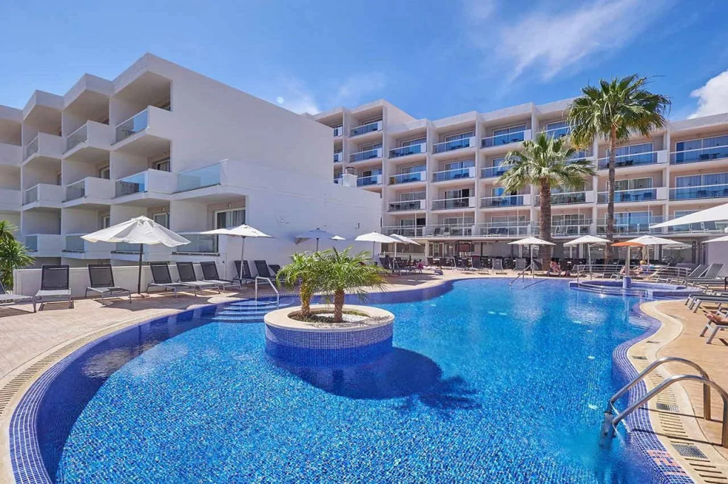 Aparthotel y Hotel Paguera Beach