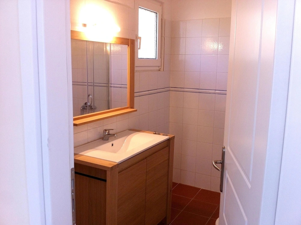 House with 2 Bedrooms in Anavissos, with Wonderful Sea View, Furnished Balcony And Wifi