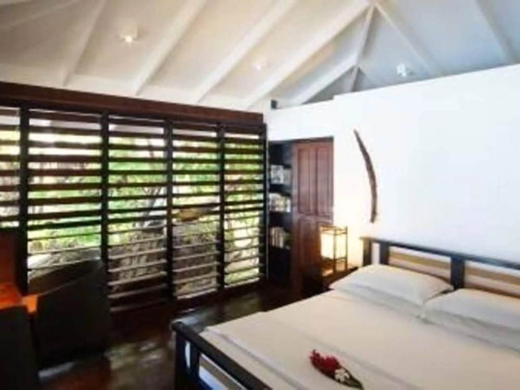 Barrier Beach Resort