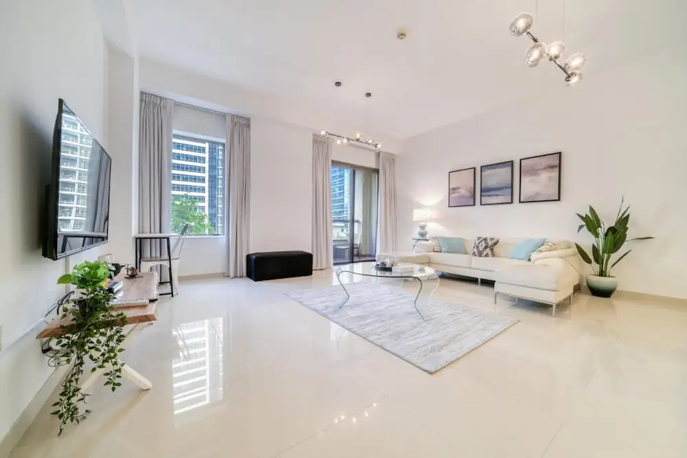 JBR Gem Spacious 1BR Apt With Balcony