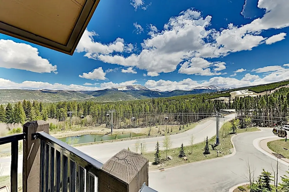 1891shrv 2 Bedroom Condo