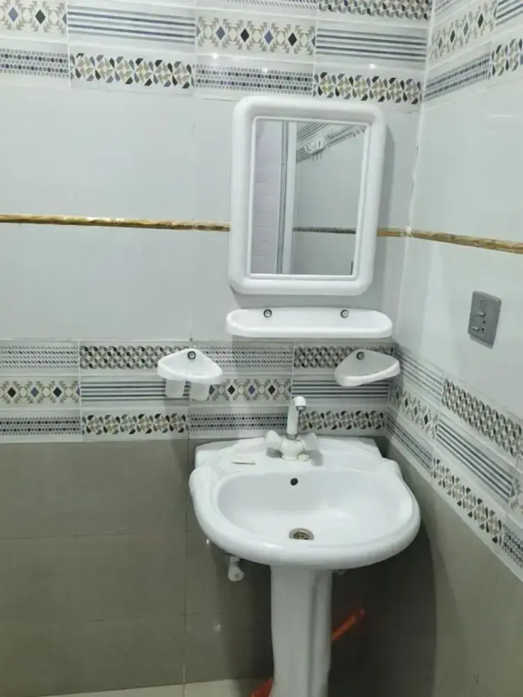 Royal Galaxy Guest House