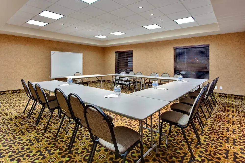 Holiday Inn Express & Suites Whitecourt by IHG