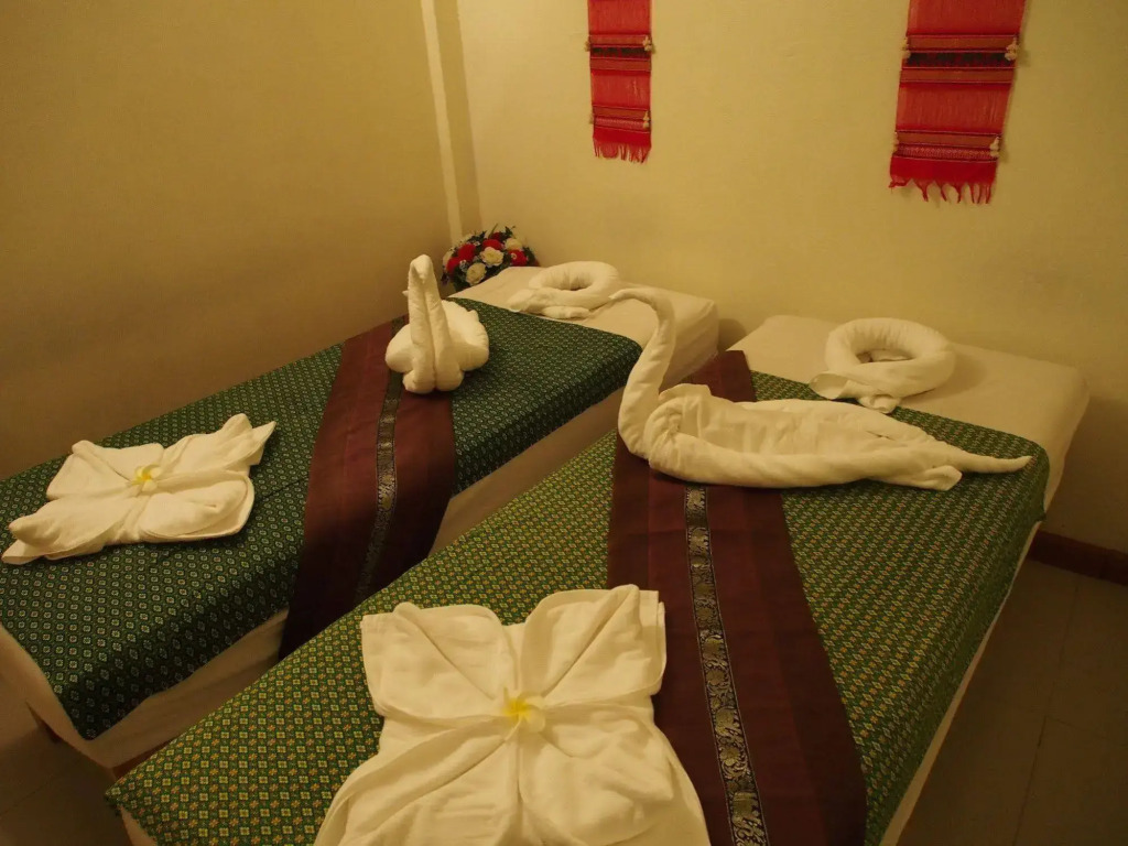 Bangkok Centre Hotel