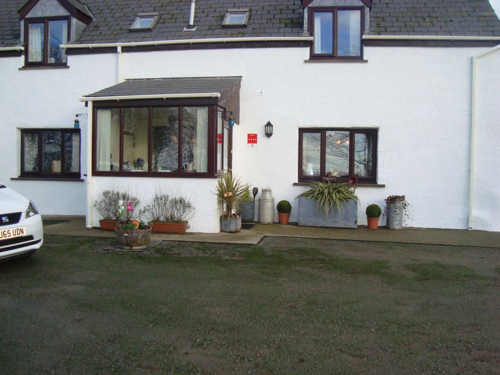 The Farmhouse Lochmeyler