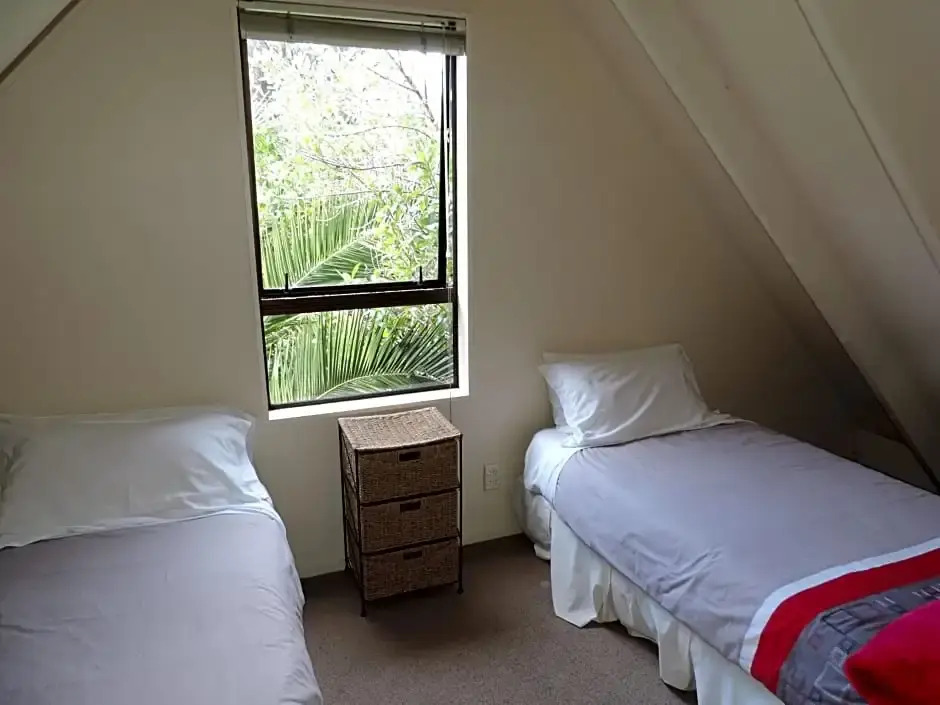 Waiheke Island Punga Lodge