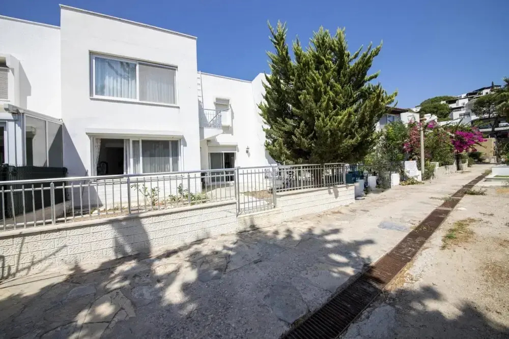 Peaceful Flat With 3 Private Beaches in Bodrum