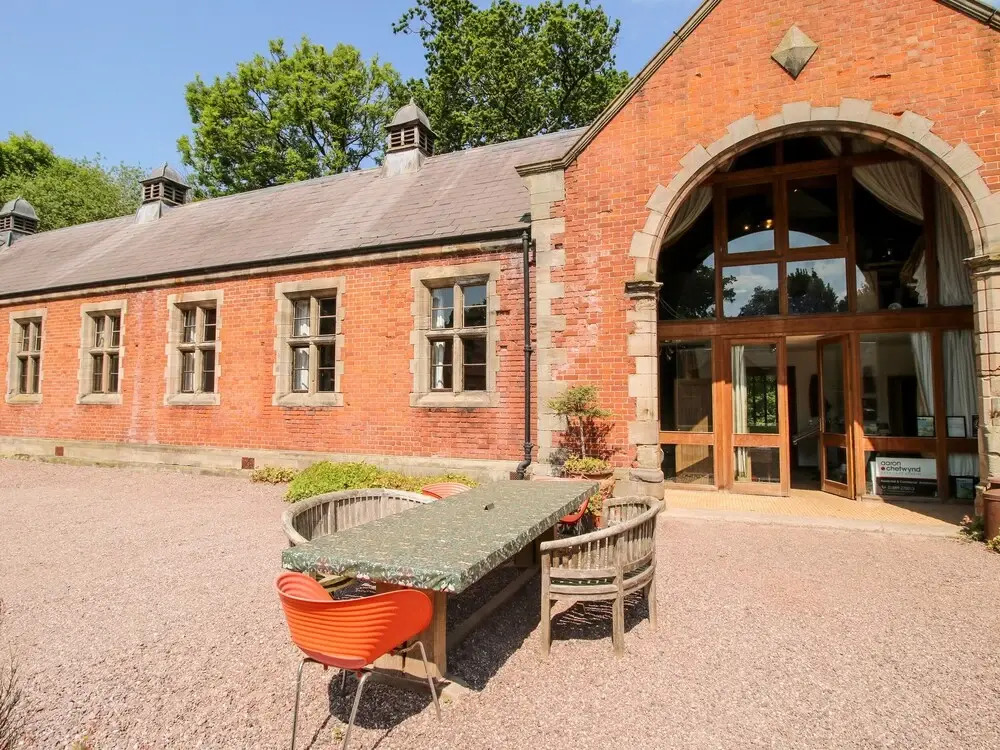 Chetwynd Lodge