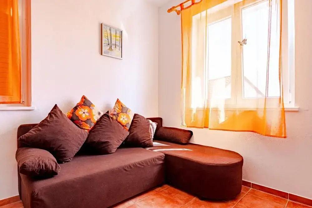 Mir - Perfect Location & Cosy - A2