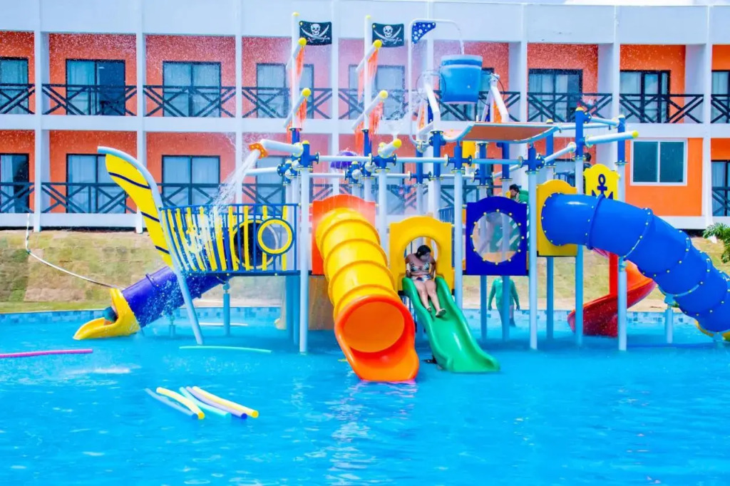 El Aram Imirá Beach Resort