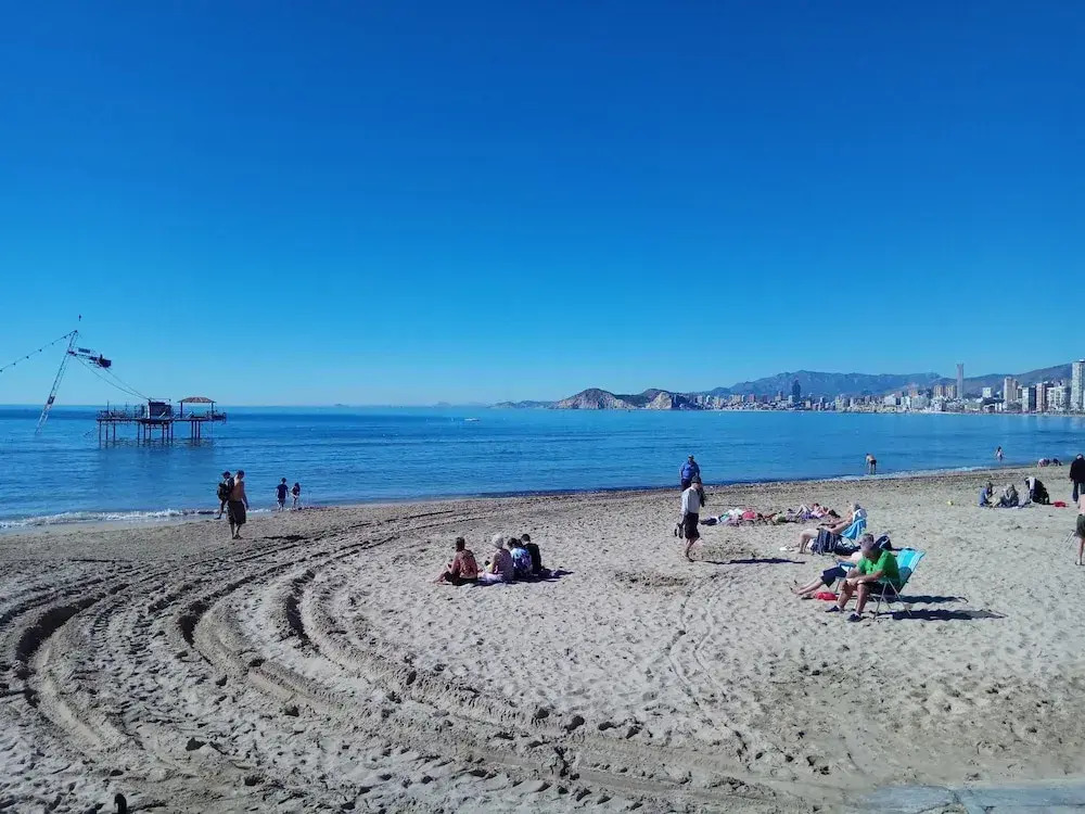 Apartment 1 bedroom 90m Levante Beach