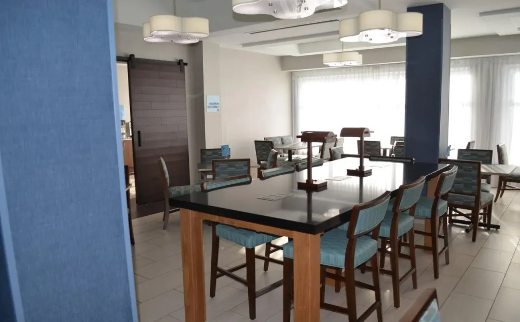 Holiday Inn Express Hotel & Suites Anniston/Oxford by IHG
